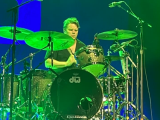 Craig Macintyre - Goo Goo Dolls - S2E29